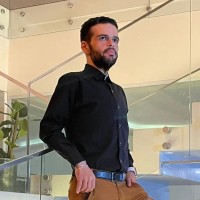 Ronnye B.