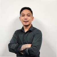 Dennis Abella