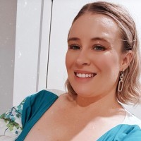 Louise Scott