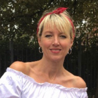 Debs (Ellie) Nichols