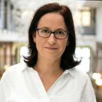Szilvia Cser