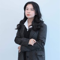 Hằng Bùi