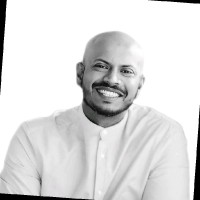 Naazer Nilar