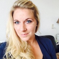 Lindy V Essen