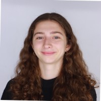 Ellie Richter