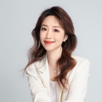 Iris Lo