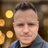 Chris Easter