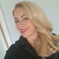 Julie Dalton