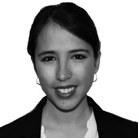 Beatriz Flores Silva