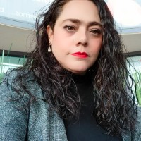 Claudia Leon