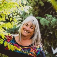 Lois Christie