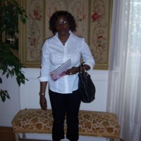 OKOUYI OKOUYI LESSA Lune Charnelle
