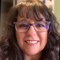 Shellie Robles