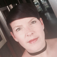 Nicola Thornes