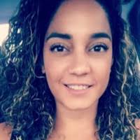 Thaís H. Alves de Oliveira