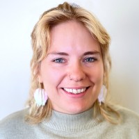 Maggie H.