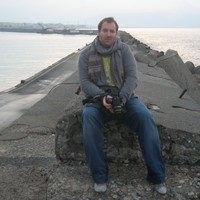 Simon Frost