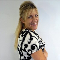 Theresa Graves