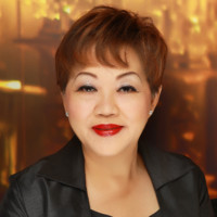 Lena Tan