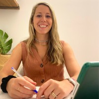 Mónica García Psicóloga Sanitaria. Especialista en Adultos y Adolescentes.