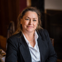 Vicky Abrams