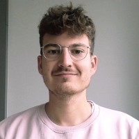 Dr. Florian Schneider