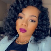 Dominique Hollis