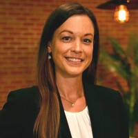 Kristen Philips, Cae