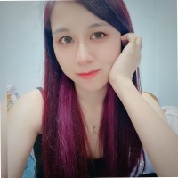 Elaine Chang