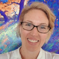 Kim M.