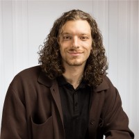 Jakob L.
