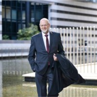 Professor Dr. Olaf Hohmann