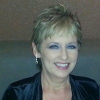 Kelly Dragos