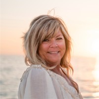 Lori Norris