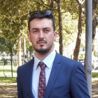 Niyazi Akman