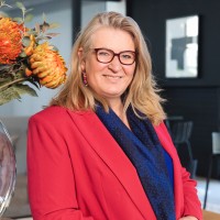 Inge Geuëns