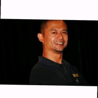 Jay Riego
