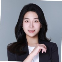 Mia Yi, Cfa, Frm