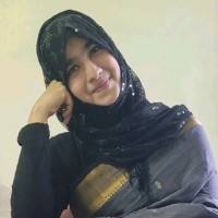 Rasheeqa M