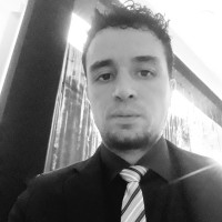 Andre Flores dos Santos