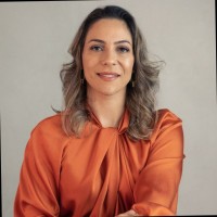 Verônica Sarmento, CFP®