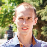 Роман Косяк