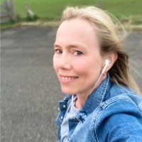 Loes Van Der Zee