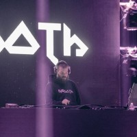 Dj Booth