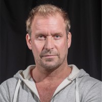 Dan R.