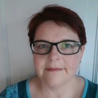 Amanda Davies