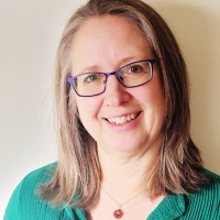 Lora Nelson
