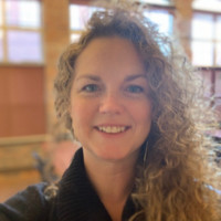 Jennifer Dolge (she/her)