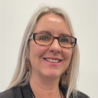 Nicola Saunders