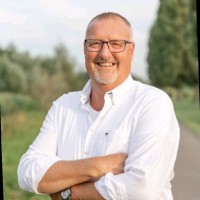 Henk Van Dienst